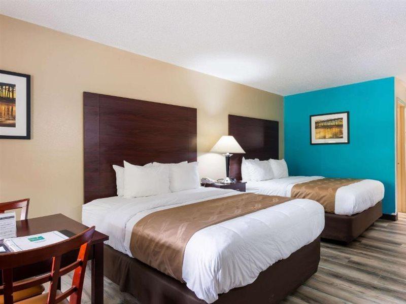 Quality Inn & Suites Rockingham Exteriör bild