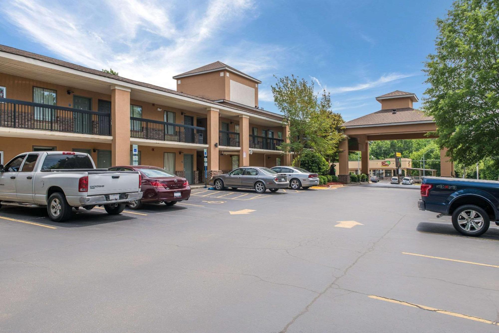 Quality Inn & Suites Rockingham Exteriör bild