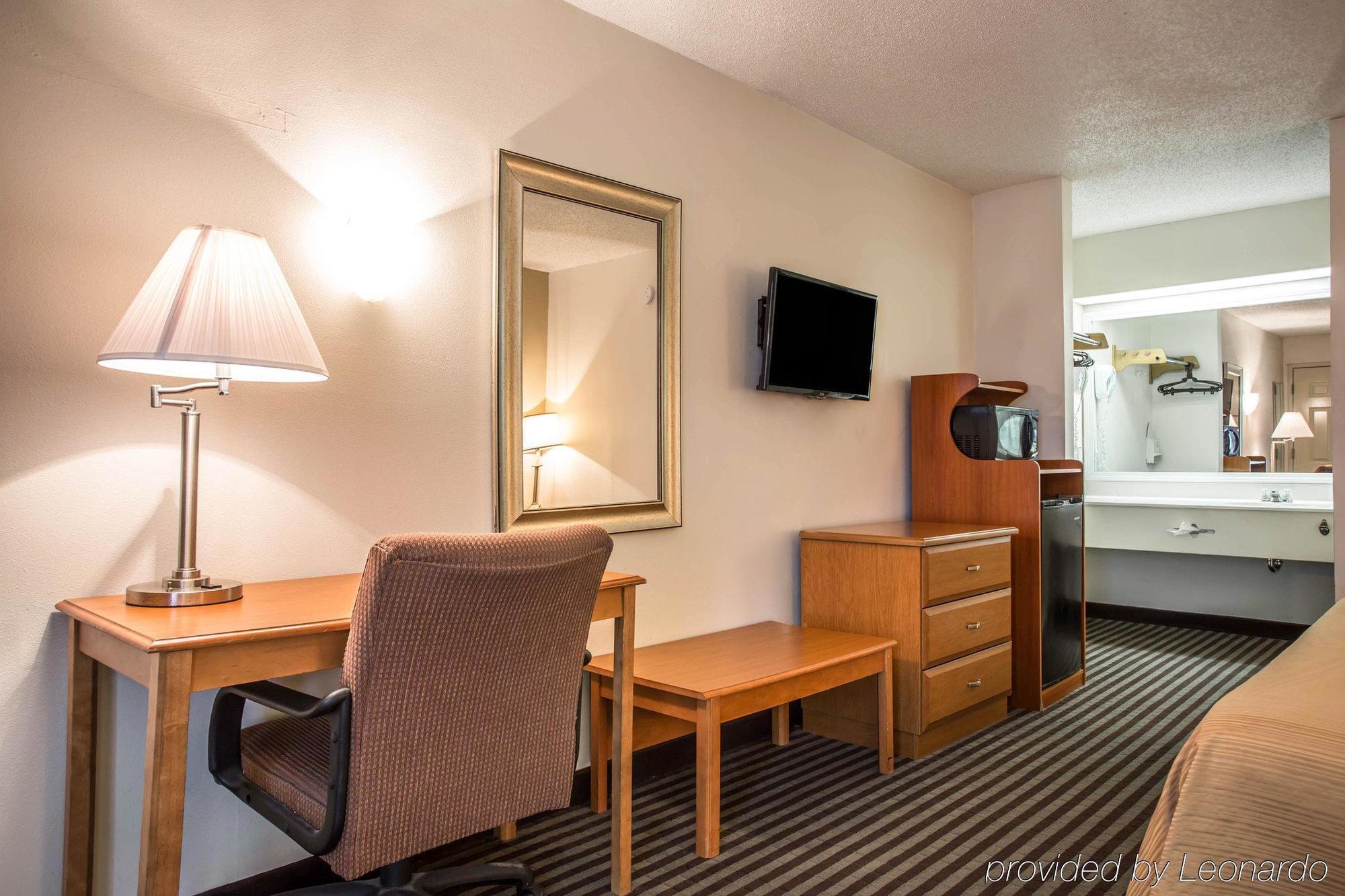 Quality Inn & Suites Rockingham Exteriör bild
