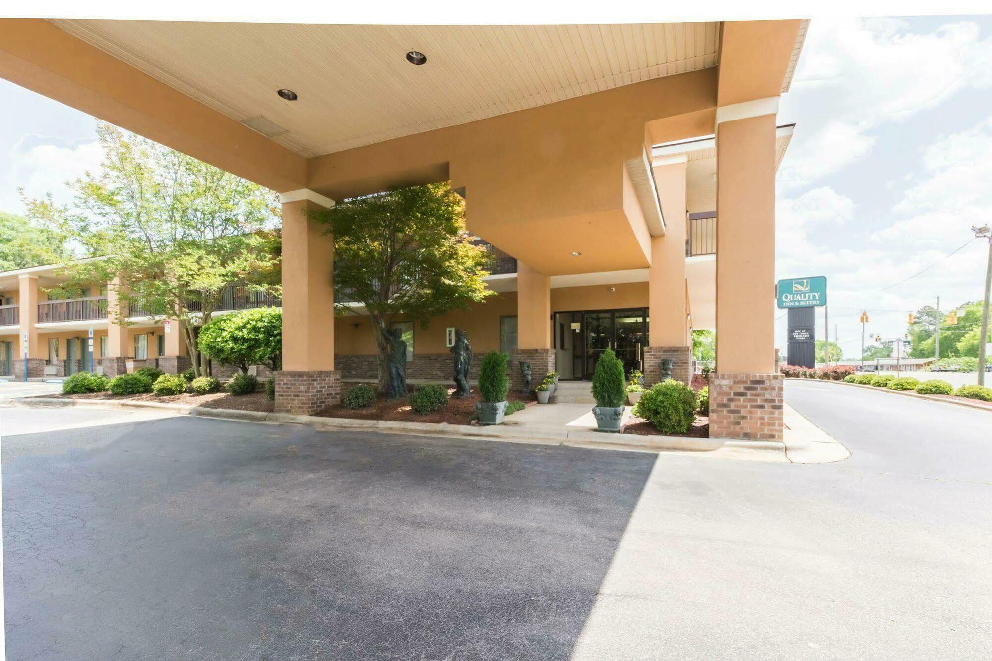 Quality Inn & Suites Rockingham Exteriör bild