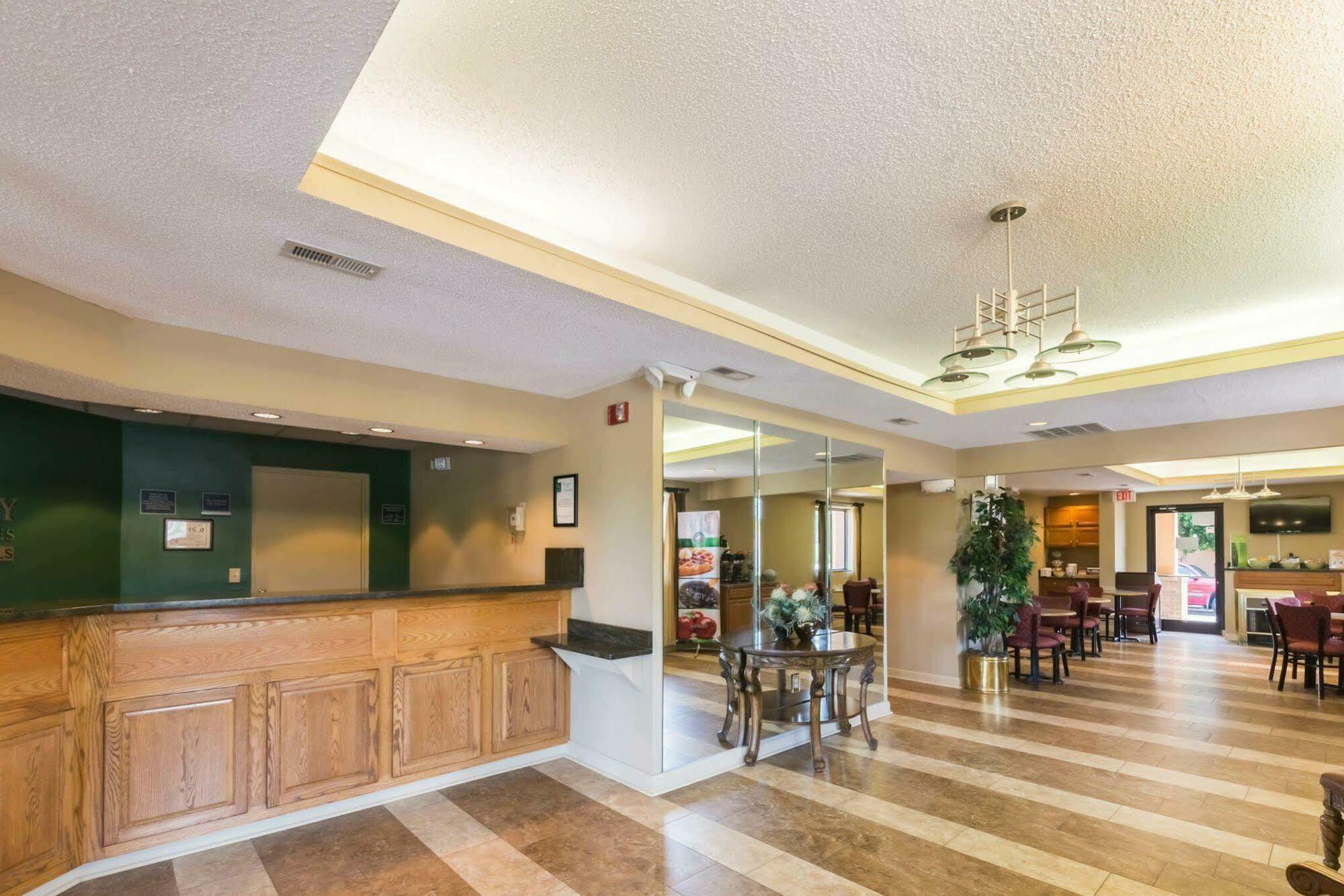 Quality Inn & Suites Rockingham Exteriör bild