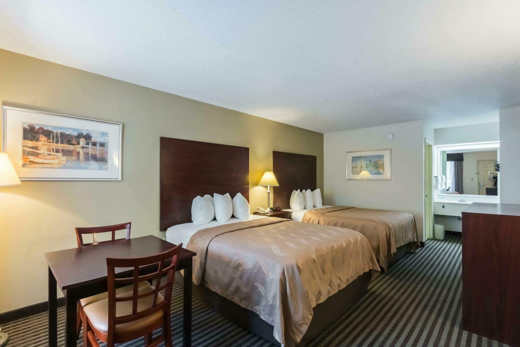 Quality Inn & Suites Rockingham Exteriör bild